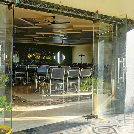 Art Of Spice Hotel Мумбай Екстериор снимка