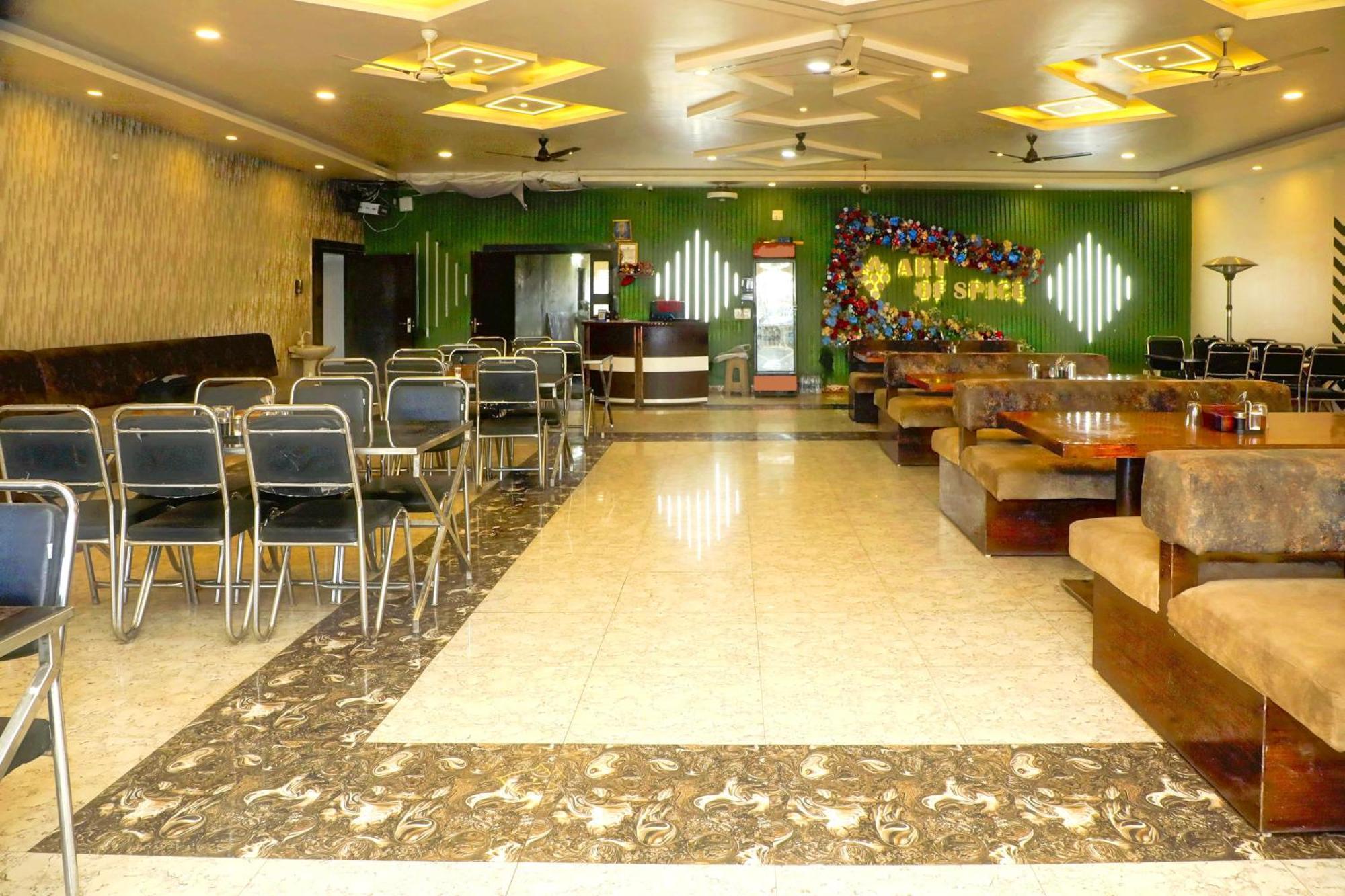 Art Of Spice Hotel Мумбай Екстериор снимка